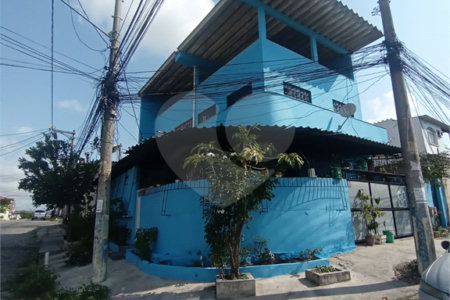 CASA DUPLEX DE ESQUINA NO BAIRRO SANTA ROSA – R$450.000,00
