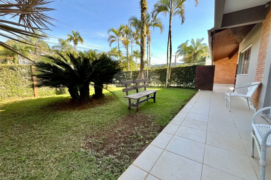 Casa à venda com 3 quartos, sendo 1 suíte, em Riviera de São Lourenço, Bertioga, SP