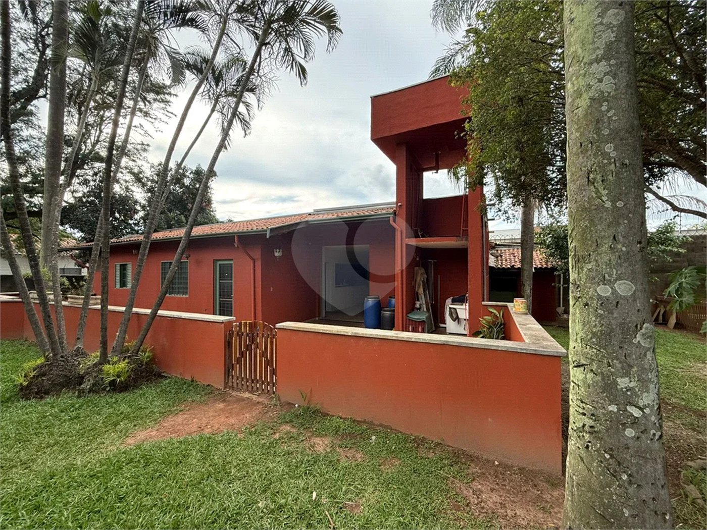 Chácara no Unileste, com espaço para eventos e cozinha industrial, na modalidade porteira fechada,