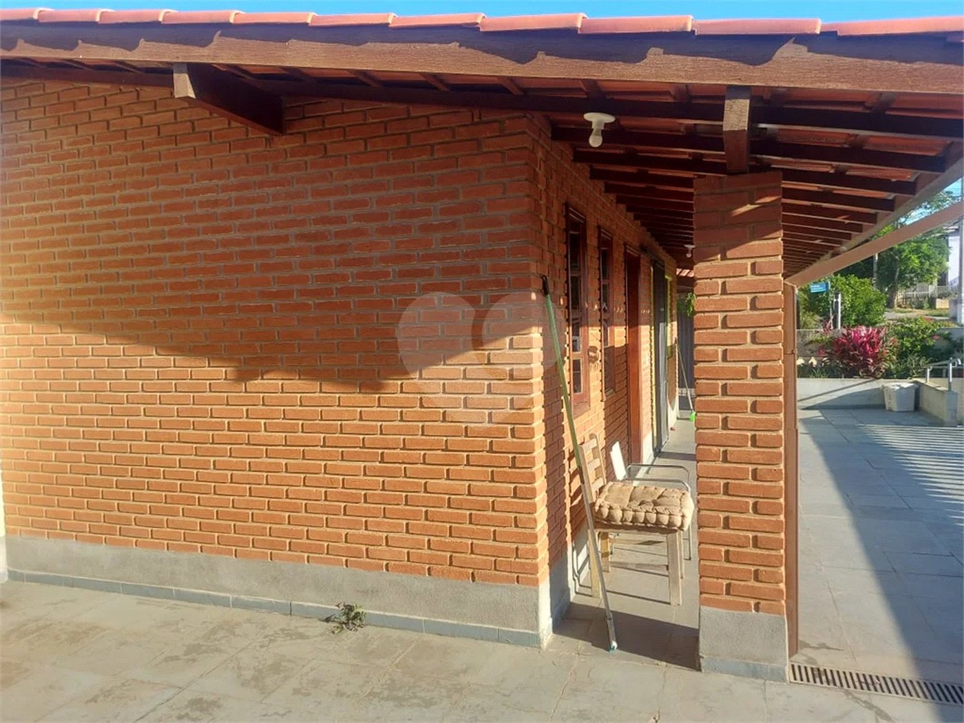 Casa à venda com 3 quartos, sendo 2 suítes,  em Capela, Vinhedo, SP