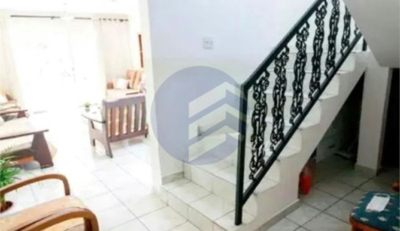 Sobrado à venda ou para alugar com 3 quartos, sendo 1 suíte,  em Jaguaré, São Paulo, SP