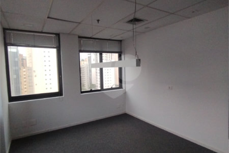 Conjunto comercial para locação nos Jardins