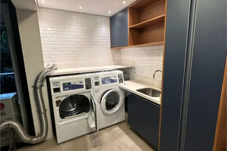 Studio Mobiliado à venda com 31m², 1 quarto Vila Nova Conceição - Estuda permuta.