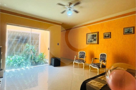 CASA DOS SONHOS EM LOCALIZAÇÃO PRIVILEGIADA!