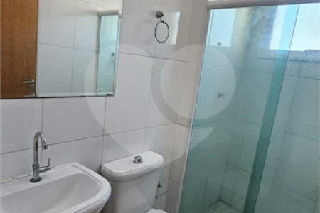 Apartamento Locação Condomínio Anguri com 02 dormitórios com Ar e Sacada