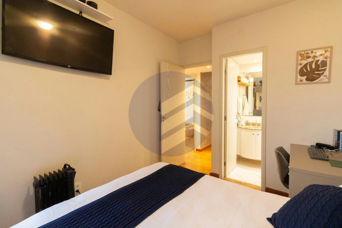 Apartamento à venda com 3 quartos, sendo 1 suíte, em Vila Gomes, São Paulo - SP