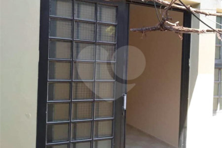Casa com salão comercial para venda no Jardim Cruzeiro do Sul