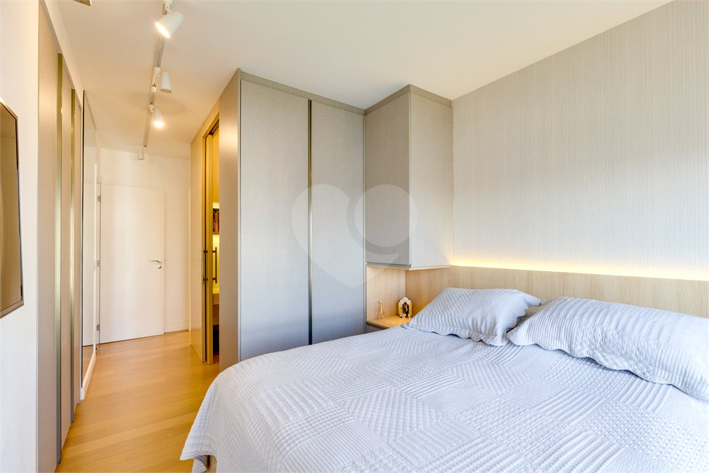 Apartamento para alugar com 3 suítes em Chácara Santo Antônio, São Paulo, SP