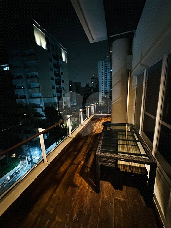Apto duplex 120 m² a venda e locação no Paraiso com 2 suítes , 2 banheiros , lavabo e 2 vagas