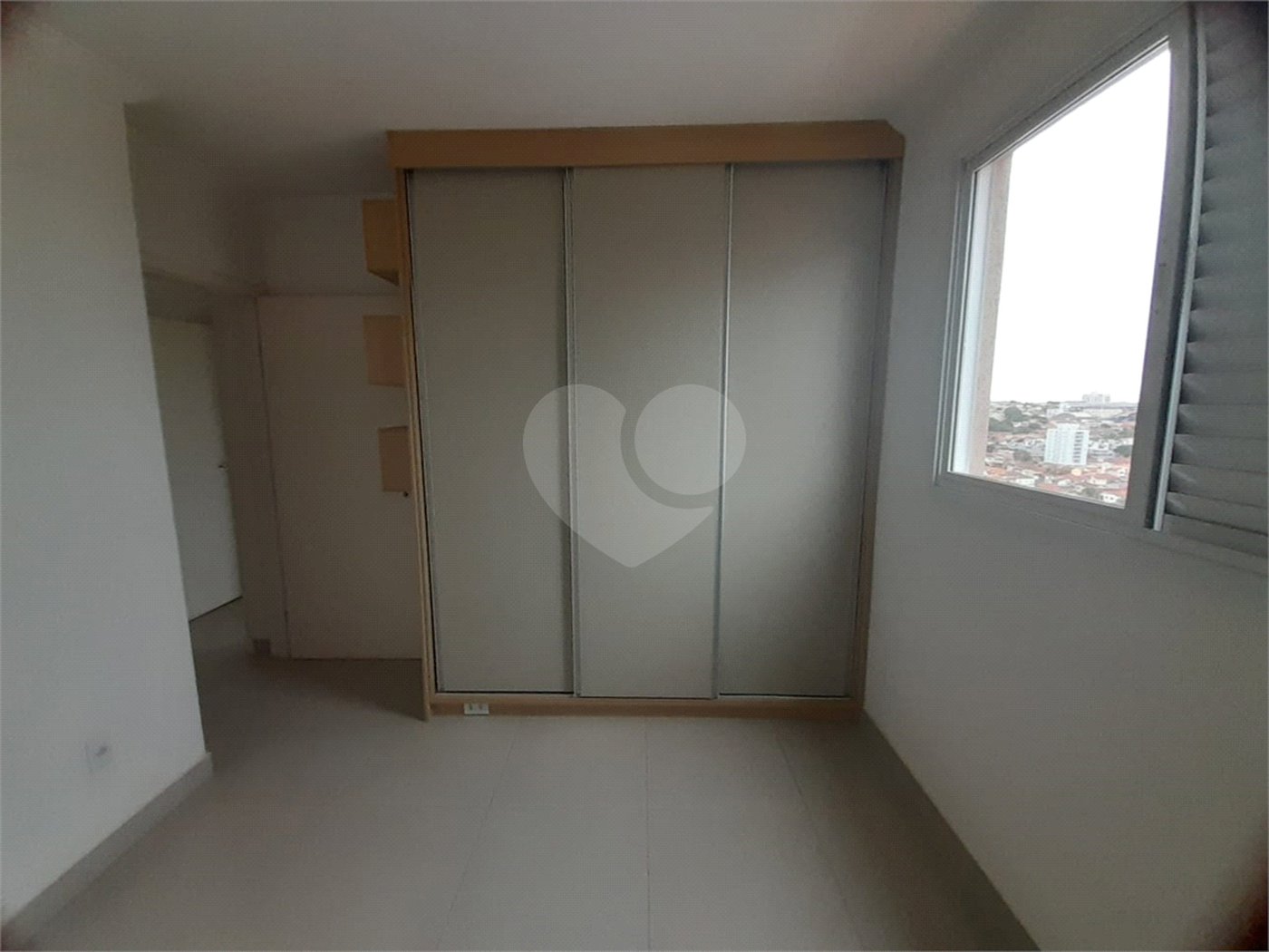 Apartamento Mobiliado para Venda e Locação no Edifício Annelise - São Carlos