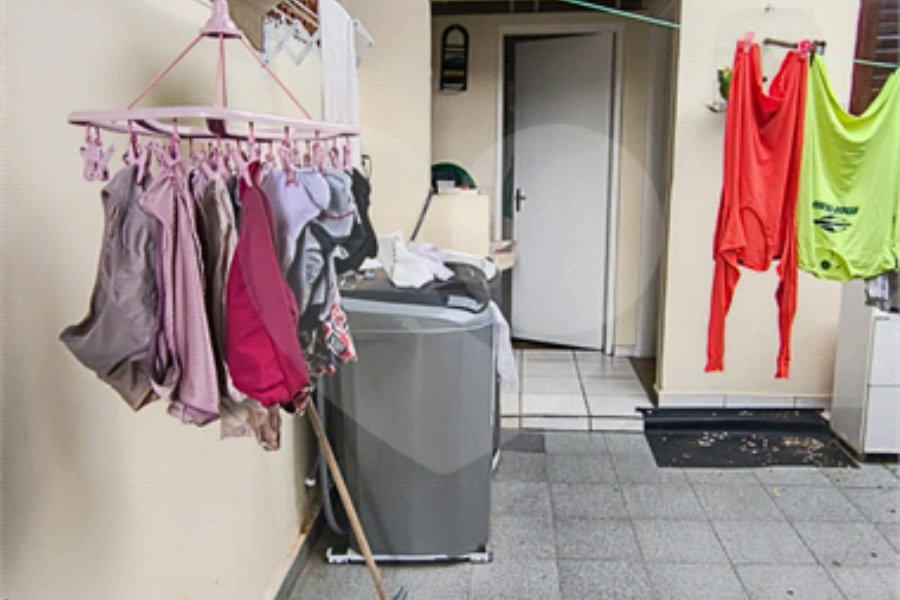 Sobrado à venda com 3 quartos em Tremembé, São Paulo, SP