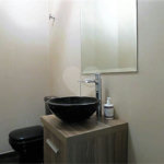 APARTAMENTO UM POR ANDAR!