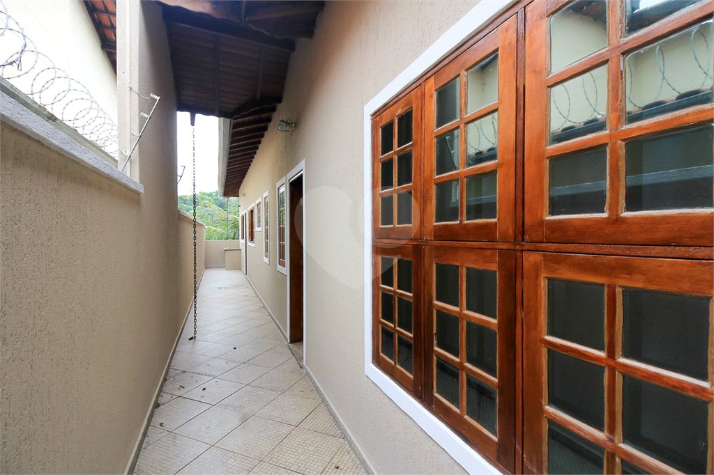 Casa térrea assobradada