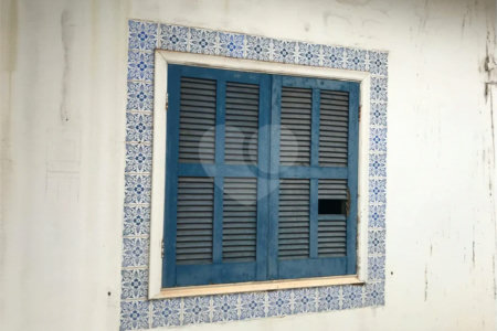 CASA À VENDA COLOCADA COM A SANTA CASA
