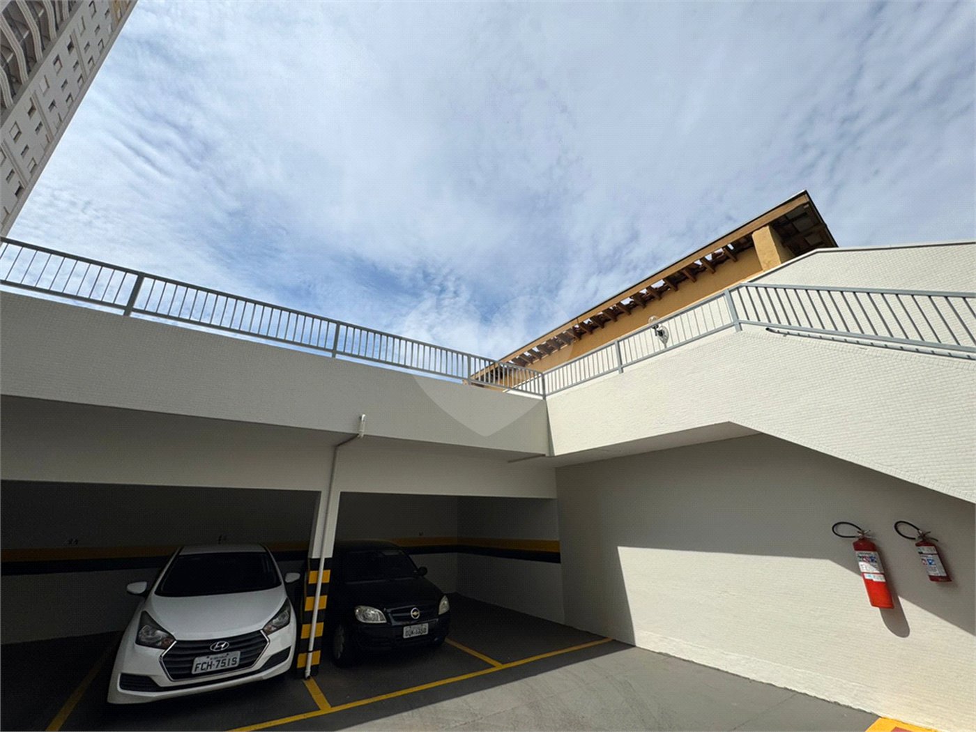 Apartamento com cobertura á venda no Parque Santa Monica - São Carlos/SP