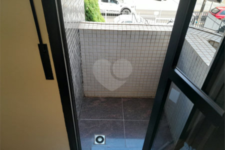 Apartamento no Edifício Professora Benedita Stahl Sodré