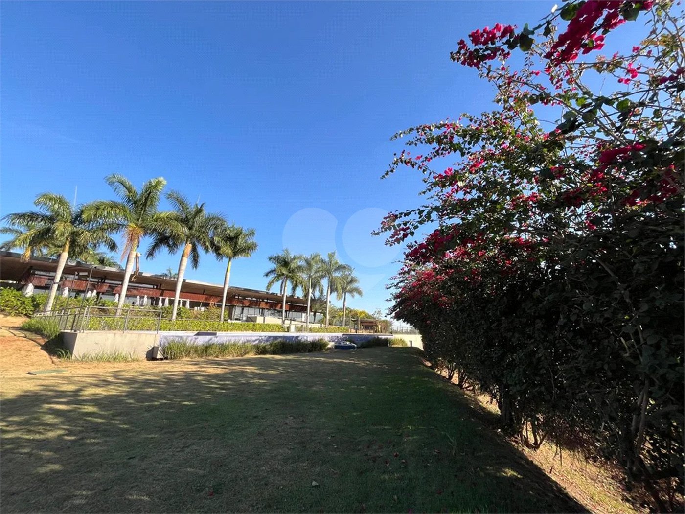 Terreno Plano à venda no Condomínio Villa Bela Vista em Piracicaba/SP.
