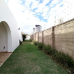 Casa térrea no Condomínio Faber I.