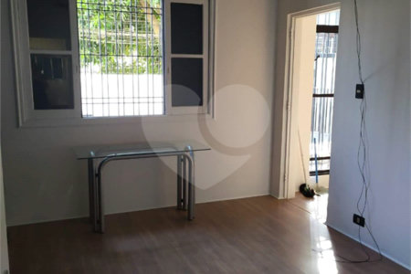 Casa na Vila Monte Alegre com 330m²