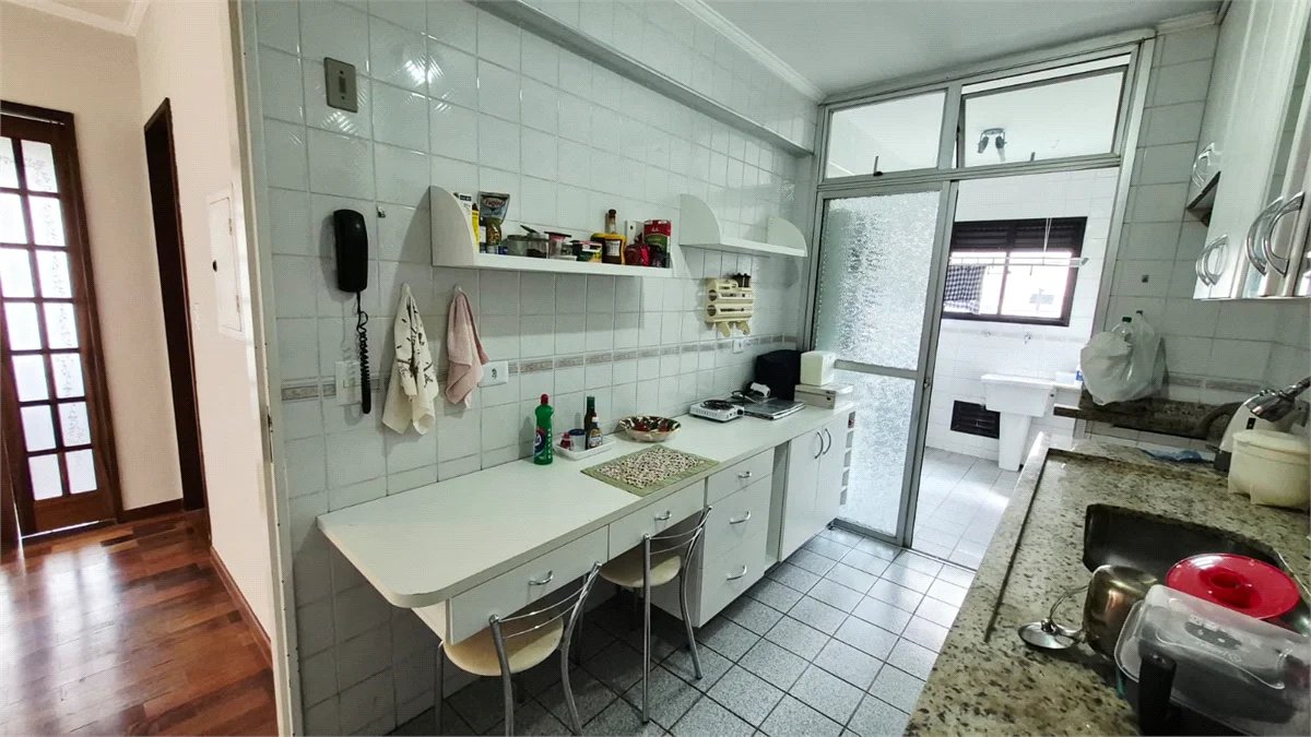 Apartamento a venda com 3 dormitórios pertinho da USP