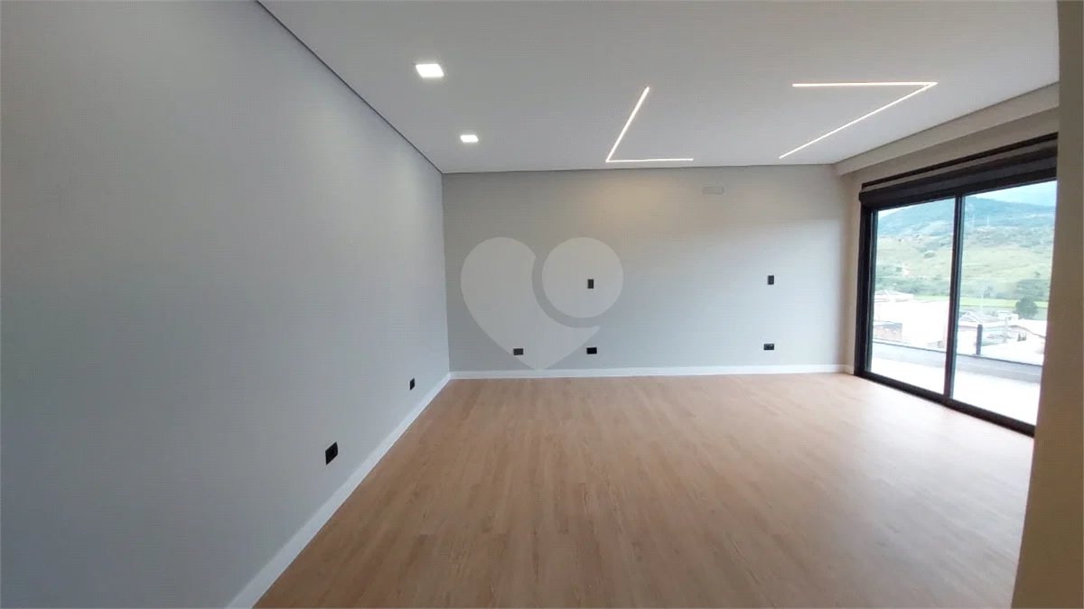 CASA ALTO PADRÃO | 5 SUÍTES | CONDOMÍNIO CLUBE – ATIBAIA