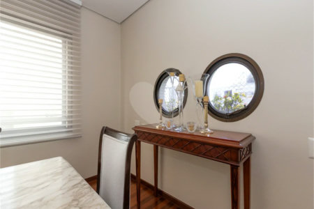 Apartamento de 233 m² à venda em Higienópolis com 4 dormitórios.