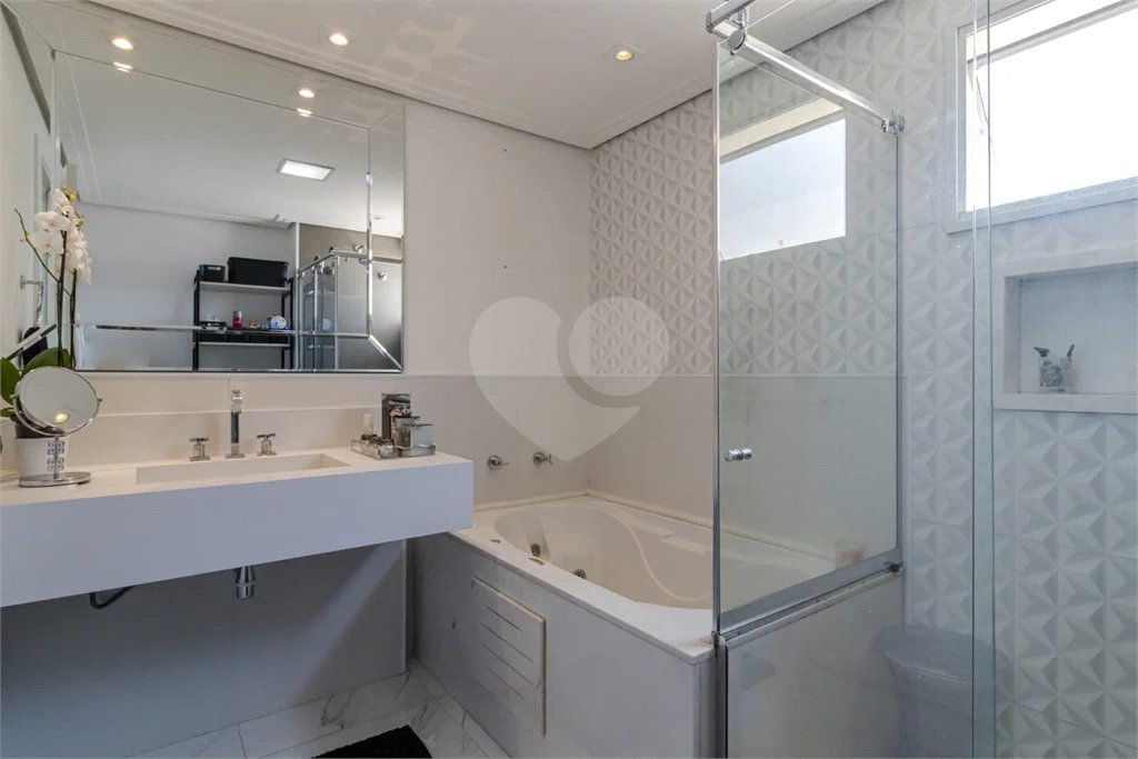 APARTAMENTO IPIRANGA COM 4 SUÍTES E 3 VAGAS - REFORMADO!
