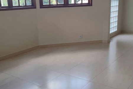 Casa à venda com 3 quartos, sendo 2 suítes, no condomínio Cafezal VI, Itupeva - SP