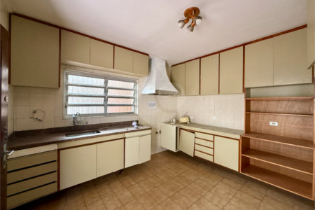 Sobrado à venda com 3 quartos, sendo 1 suíte, em Campo Belo, São Paulo, SP