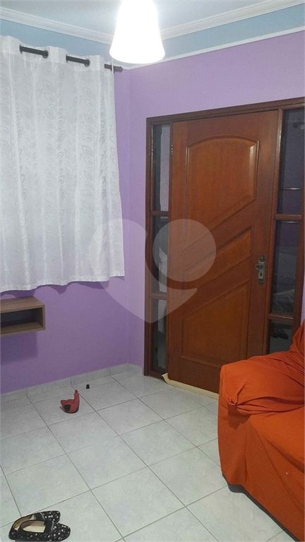 Casa térrea no Parque Delta.