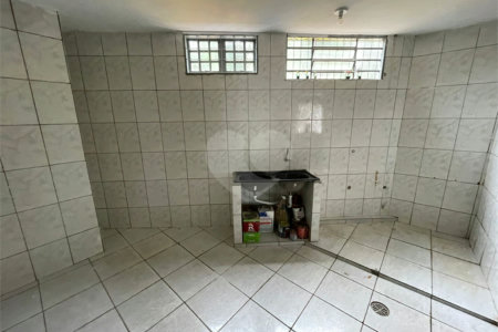 Casa comercio dispondo para venda ou locação no Centro,