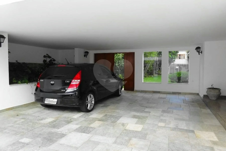 CASA TÉRREA ALTO PADRÃO NO TREMEMBE
