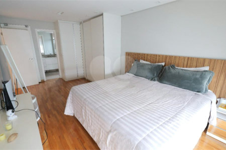 Apartamento á venda - Vila Olímpia
