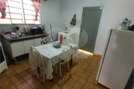 Casa térrea no Jacobucci .