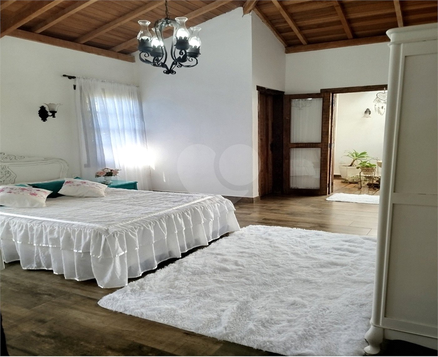 Casa de Campo em condomínio Analândia
