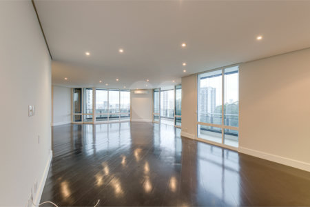 Apartamento à venda ou para alugar com 4 suítes em Alto da Boa Vista, São Paulo, SP