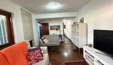 Casa para venda em Jardim Peri Peri com 3 quartos, sendo 1 suíte, 149m²