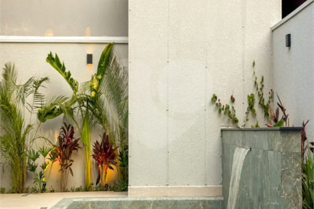 Indaiatuba - Condominio Sapezal - R$ 2.400.000,00 - Área Total 360,00 m² - Área Construída 213,32 m² - TÉRREA - 03 suítes sendo a master com closet; - Escritório; Lavabo; Cozinha com cooktop e planejados; Gourmet com churrasqueira; Ambientes preparados para ar condicionado; Piscina com cascata,