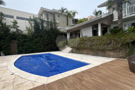 Casa a Venda no Condomínio Porto Atibaia com 4 dormitórios