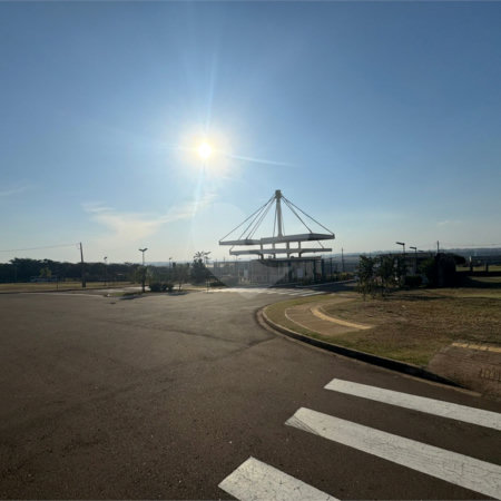 Terreno comercial de 1.685m2 á venda, em Parque Tecnológico Damha II.