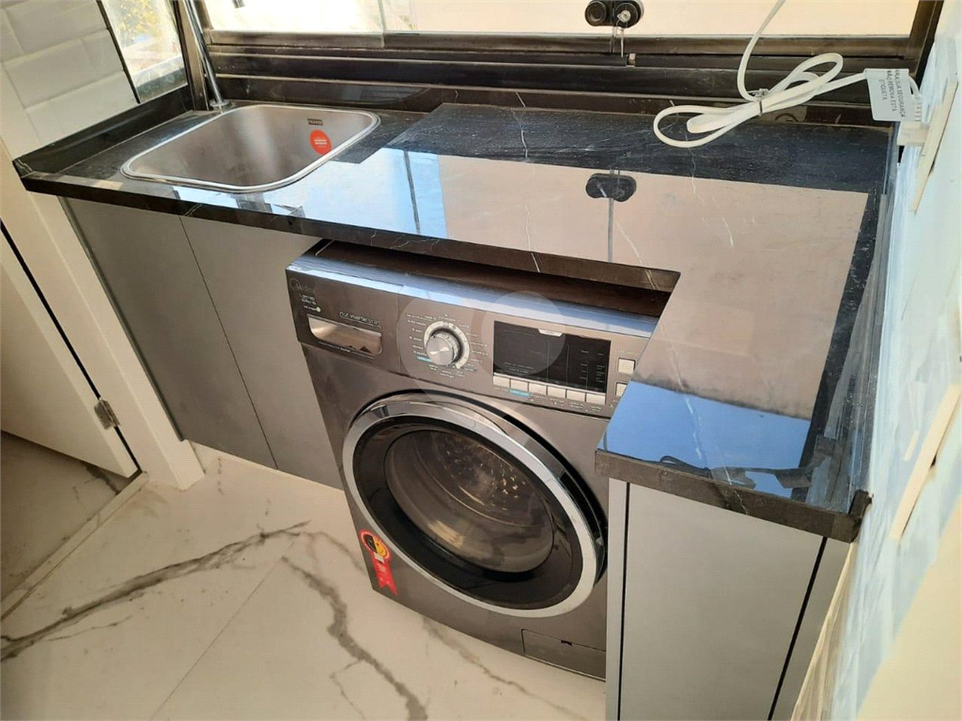 VIVA O LUXO DE PINHEIROS,: APARTAMENTOS EXCLUSIVOS COM LAZER DE CLUBE!APARTAMENTO 2 SUITES,2 VAGAS,TOTALMENTE MOBILIADO,JACUZZI,AR CONDICIONADO EM TODOS AMBIENTE.