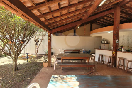 Casa em Condomínio, no Parque Sabará
