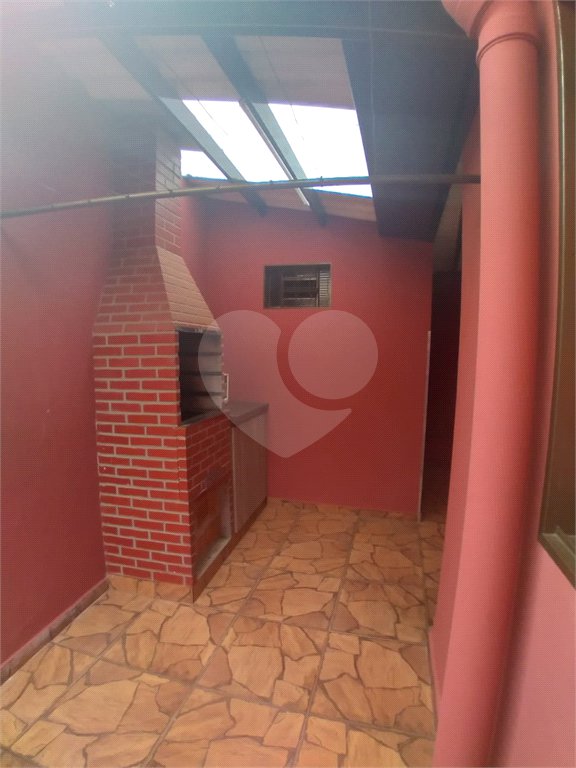 Casa + salão comercial na Vila Vista Alegre