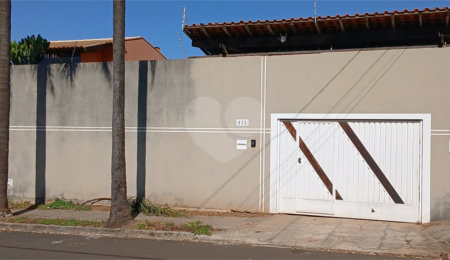 Casa à venda com 2 quartos, sendo 1 suíte,  em Parque Santa Felícia Jardim, São Carlos, SP