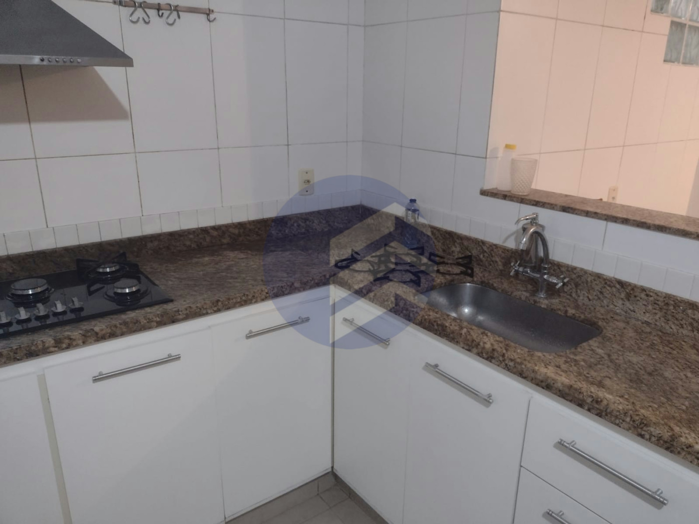 Casa à venda ou para alugar com 3 quartos, sendo 2 suítes, em Jardim Trussardi, São Paulo - SP
