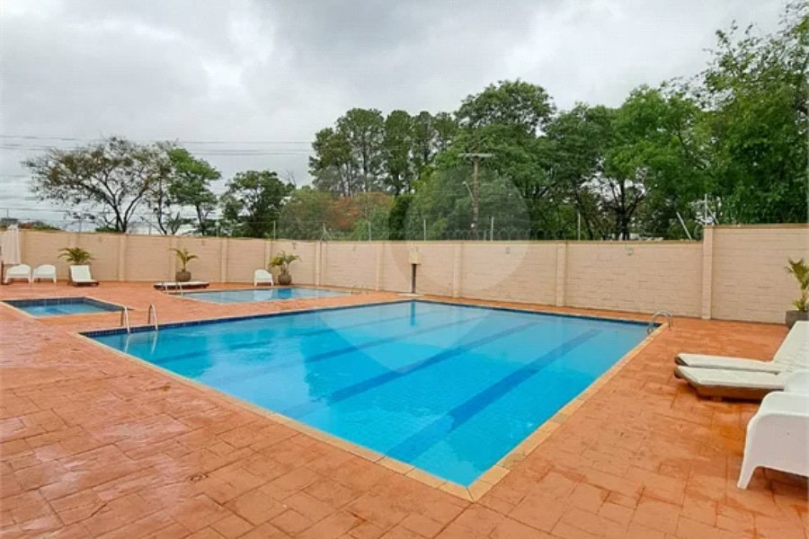 Apartamento com 02 quartos MOBILIADO com varanda e lazer !
