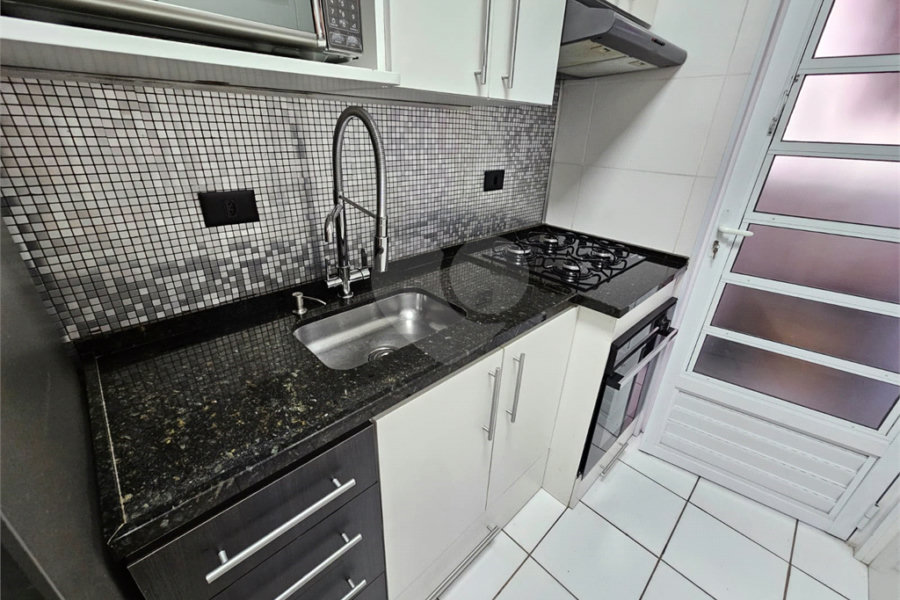 Apartamento a venda ao lado do Shopping Andorinha 2 quartos 1 vaga