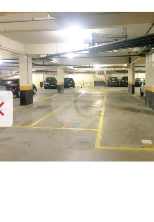 Apartamento Residencial à venda na Aclimação.