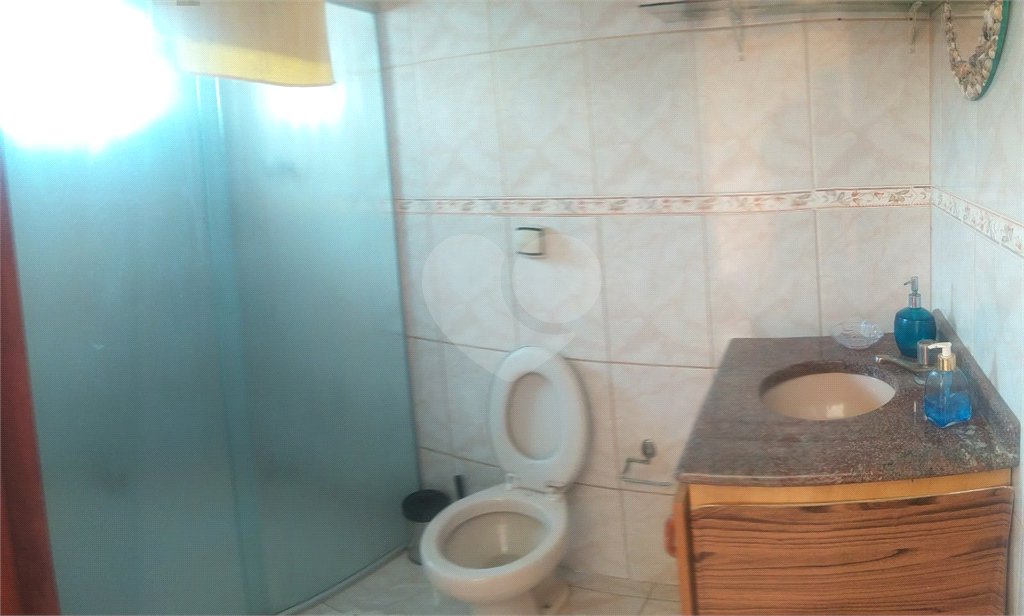 Linda casa com 3 suítes a venda na Vila Pasti em Louveira