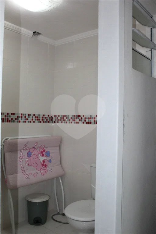 Casa 4 dormitórios, 3 vagas